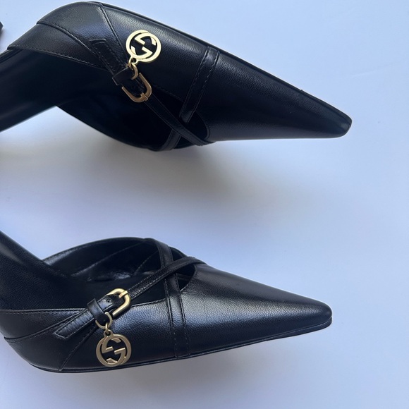 GUCCI vintage kitten heels ,GG gold charm. - Picture 10 of 12